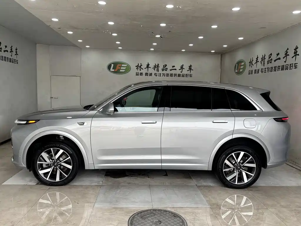 Li Auto Li L7 2024
