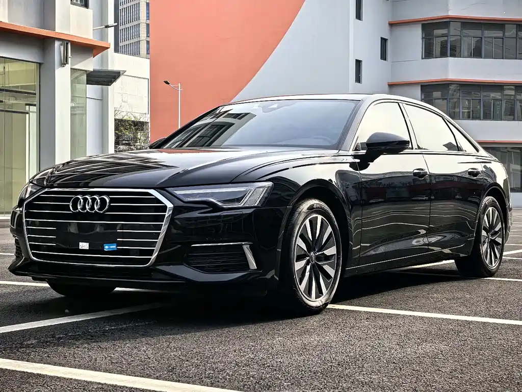 Audi A6L 2020 — фото 1
