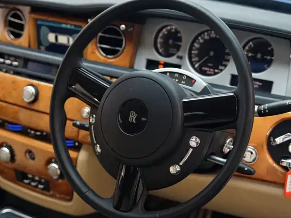Rolls-Royce Phantom 2004