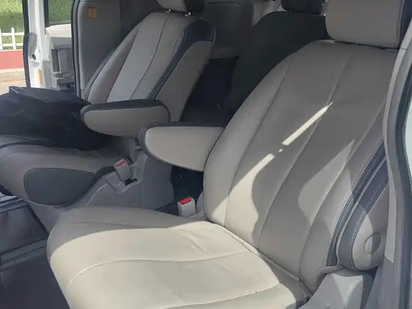 Toyota Sienna 2015