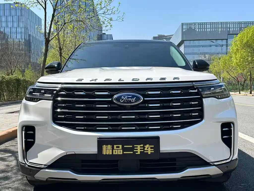 Ford Explorer 2023 — фото 3