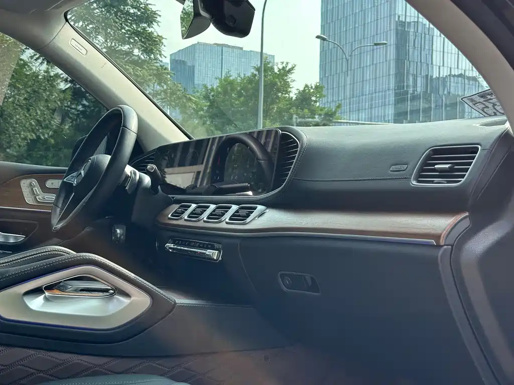 Mercedes-Benz GLE 2023