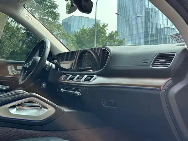 Mercedes-Benz GLE 2023