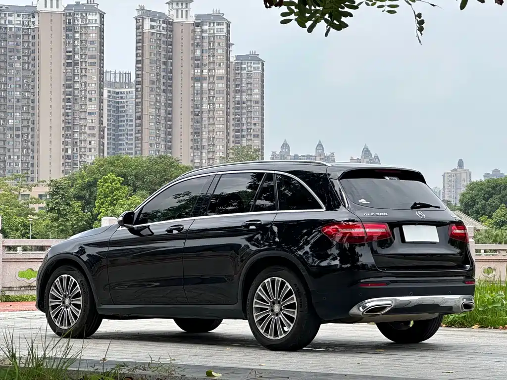 Mercedes-Benz GLC 2016