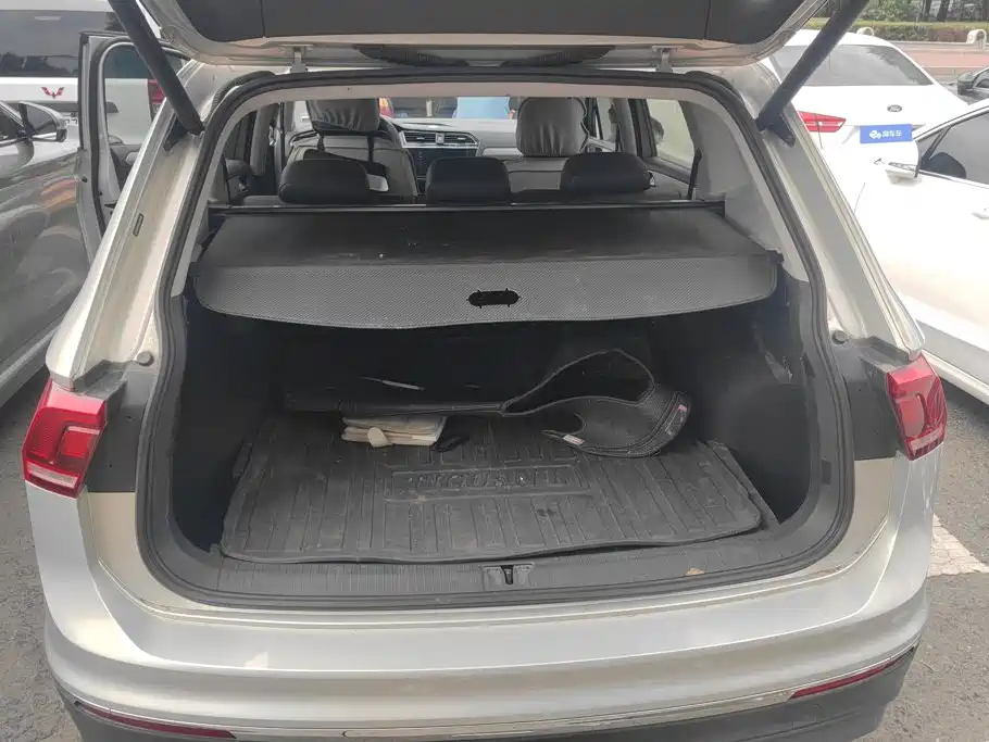 Volkswagen Tiguan L 2020
