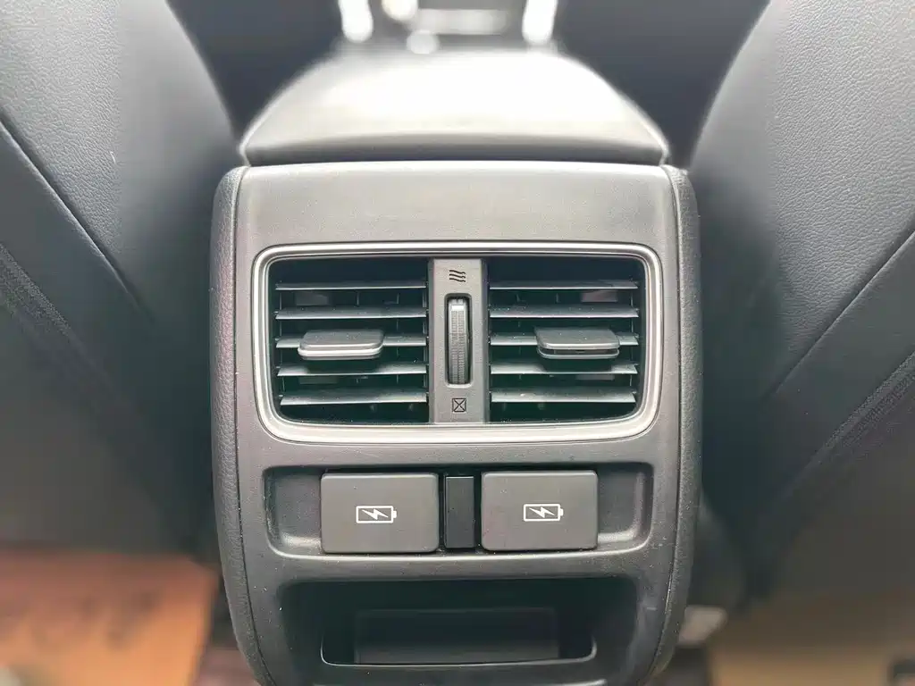 Honda Inspire 2019 — фото 19