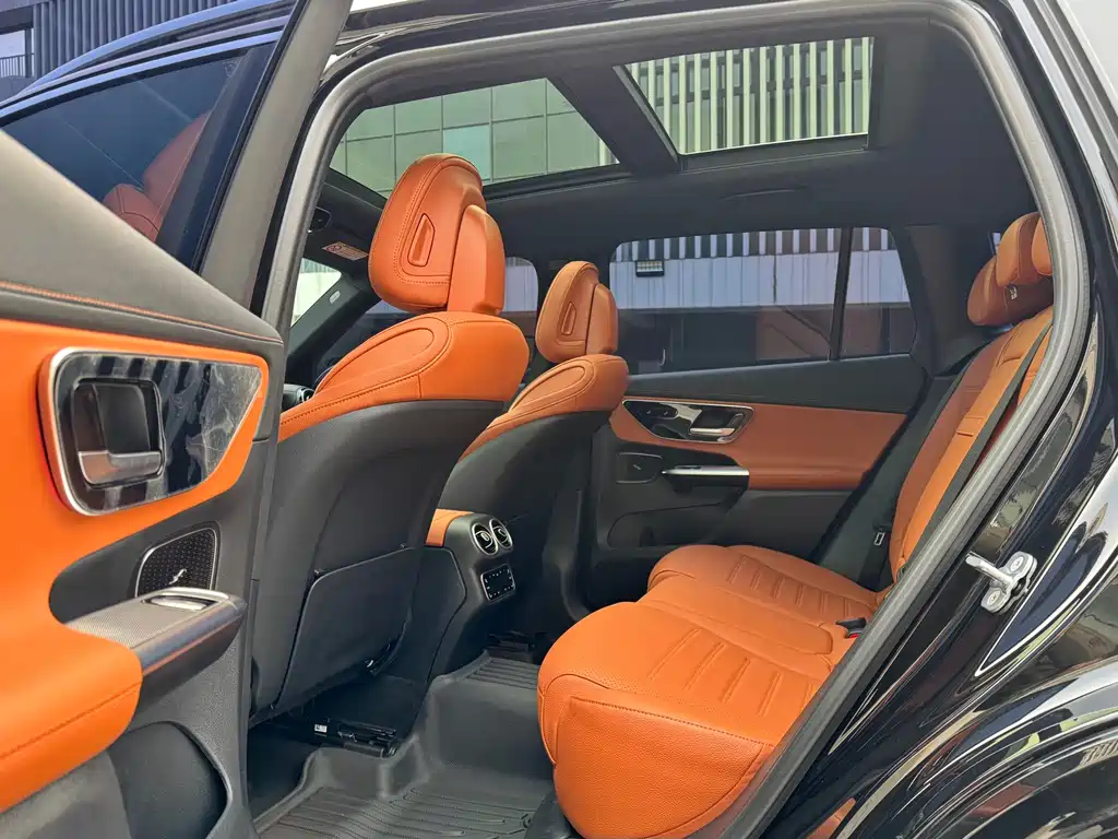 Mercedes-Benz GLC 2023 — фото 16