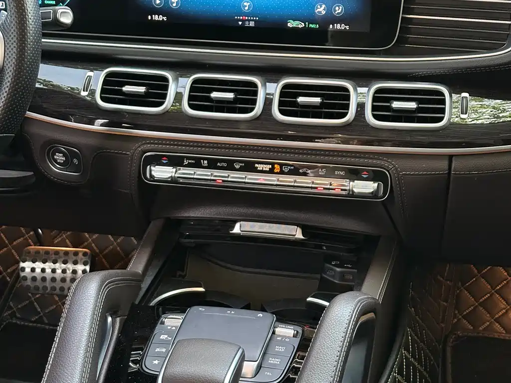 Mercedes-Benz GLS 2022 — фото 20