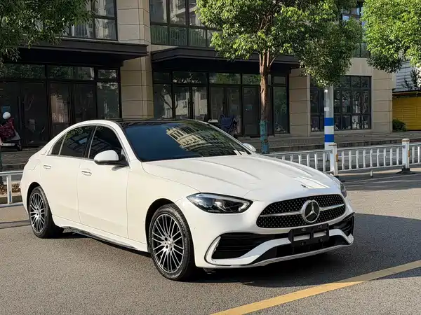 Mercedes-Benz C-Class 2023