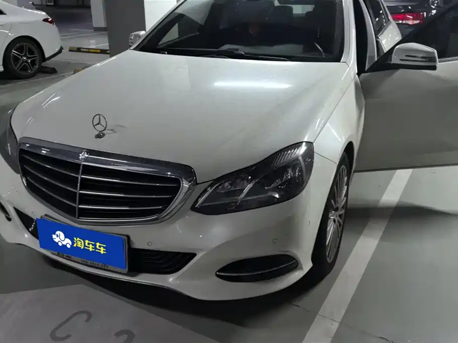 Mercedes-Benz E-Class 2015