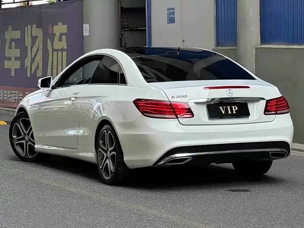 Mercedes-Benz E-Class 2016