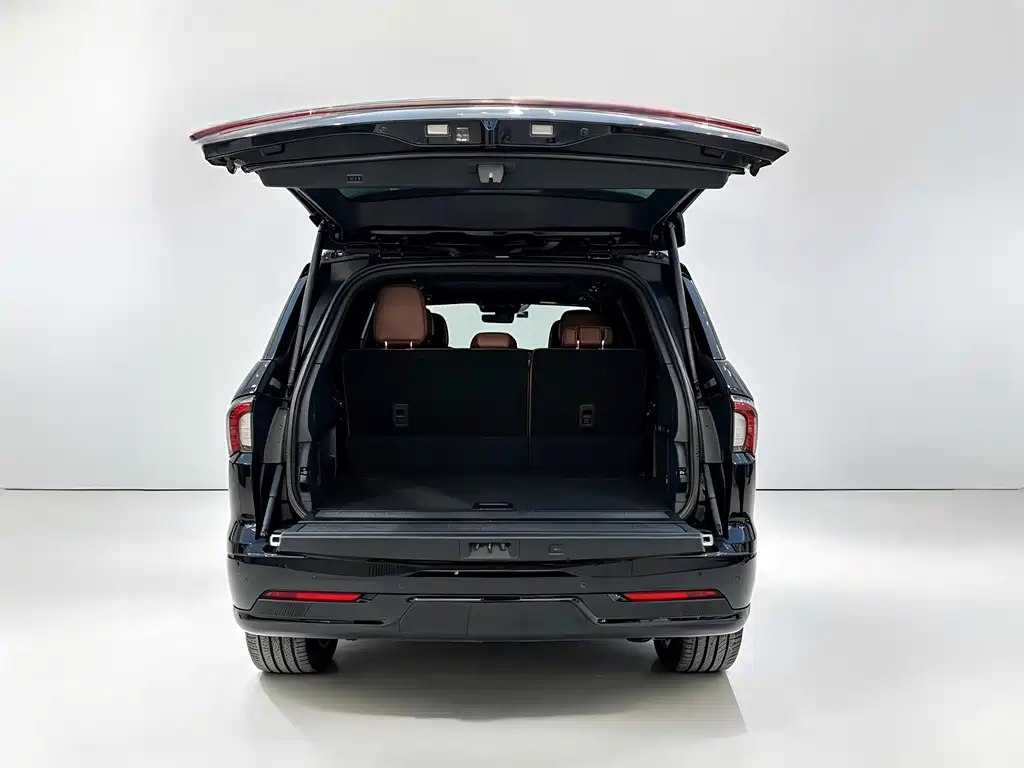 Lincoln Navigator 2025 — фото 10