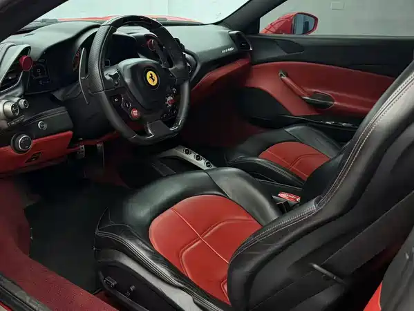 Ferrari 488 2015
