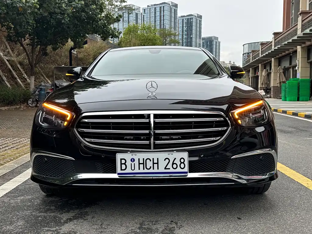 Mercedes-Benz E-Class 2023 — фото 2
