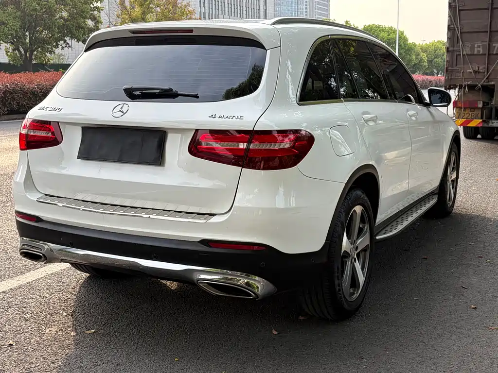 Mercedes-Benz GLC 2016 — фото 6