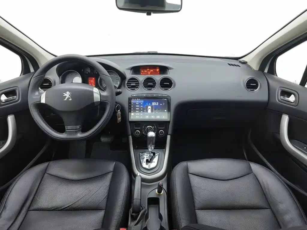Peugeot 408 2013