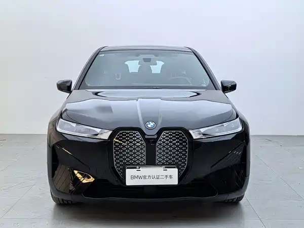 BMW iX 2023