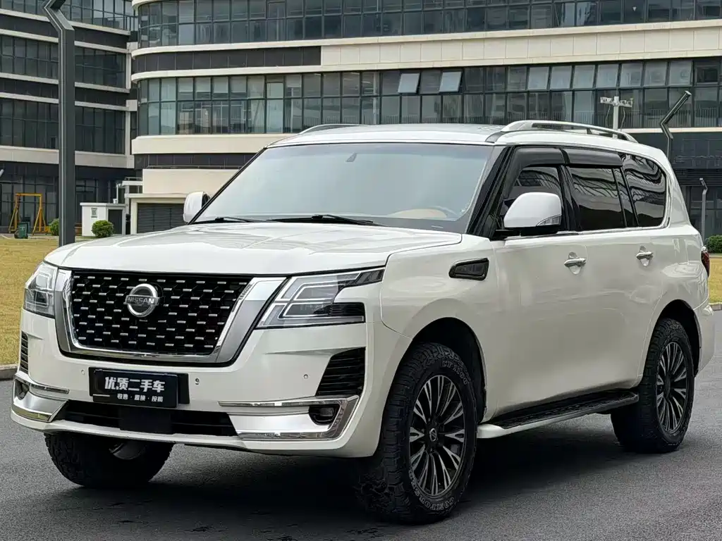 Nissan Patrol 2019 — фото 1
