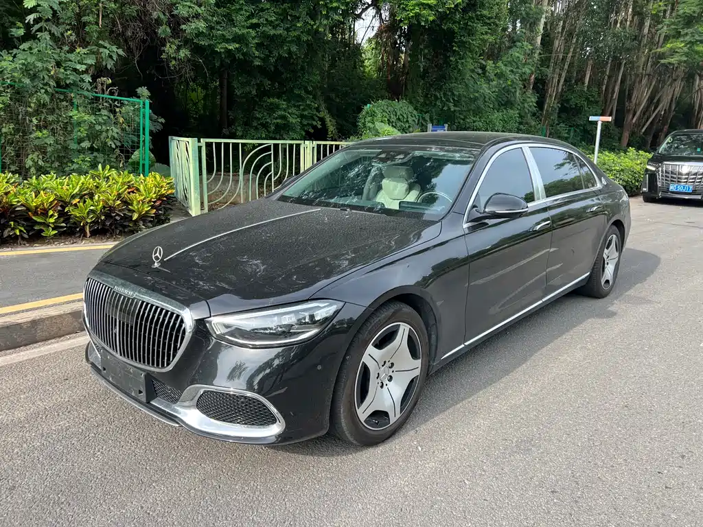 Mercedes-Benz Maybach S-Class 2024