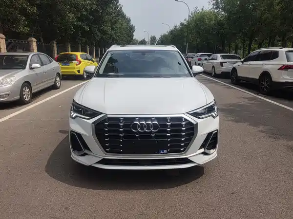Audi Q3 2022