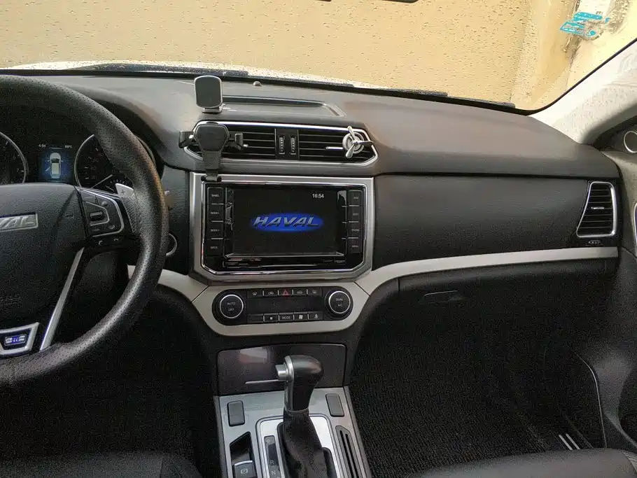 Haval H6 Coupe 2017 — фото 13