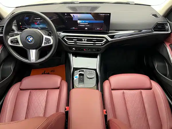 BMW i3 2022
