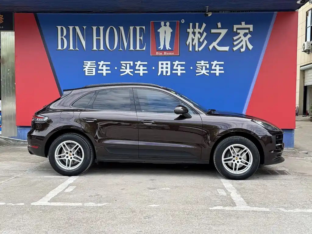 Porsche Macan 2020 — фото 23
