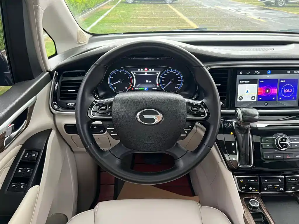 GAC Motor Trumpchi M8 2019 — фото 15
