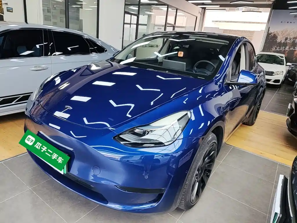 Tesla Model Y 2023 — фото 2