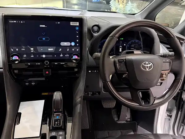 Toyota Vellfire 2025