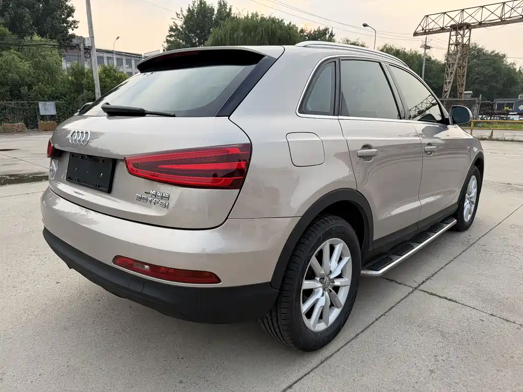 Audi Q3 2014