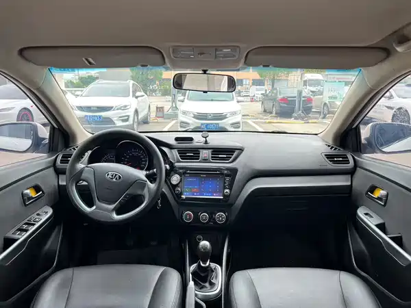 Kia K2 2015