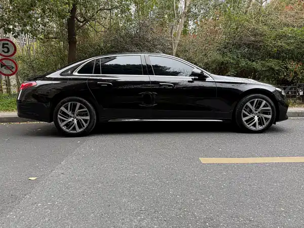 Mercedes-Benz E-Class 2026