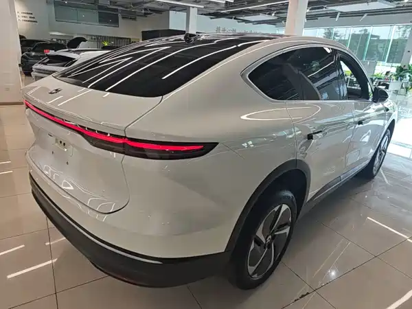 NIO EC7 2023