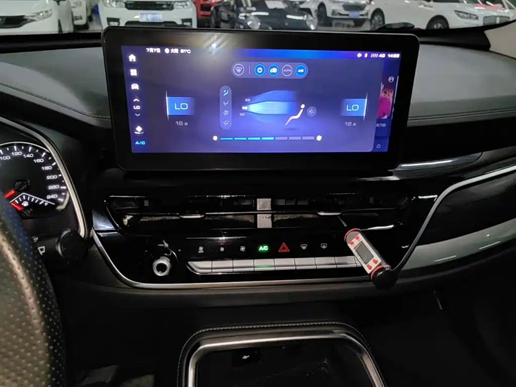 Haval H6 2023 — фото 13