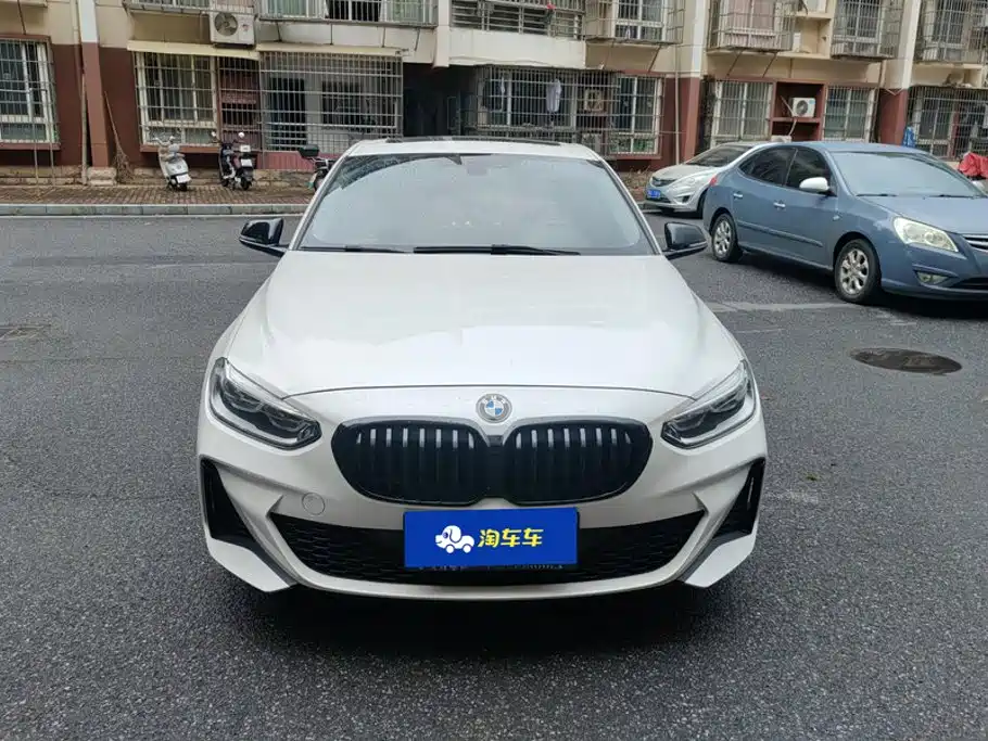 BMW 1 Series 2022