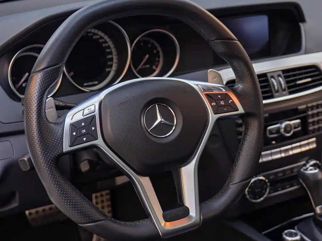 Mercedes-Benz C-Class AMG 2012 — фото 11