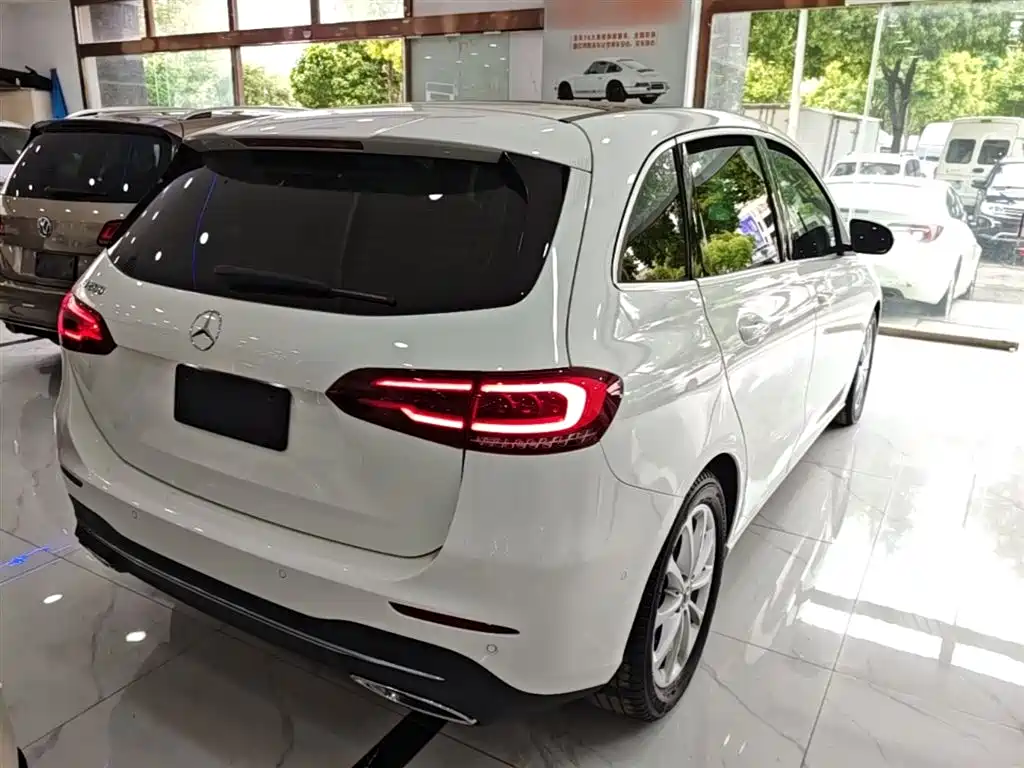 Mercedes-Benz B-Class 2020 — фото 7