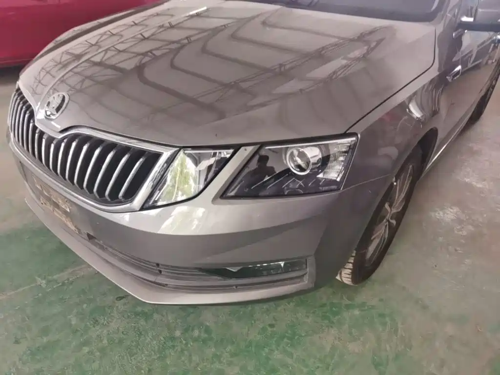 Skoda Octavia 2017 — фото 24