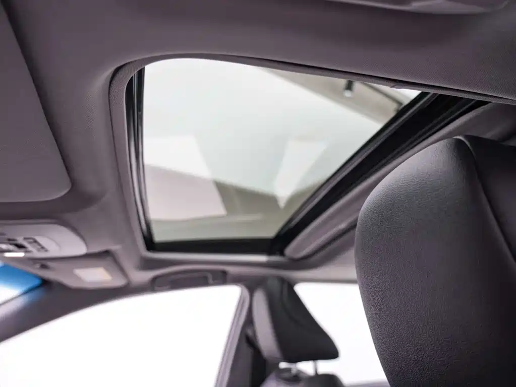 Toyota Camry 2024 — фото 10