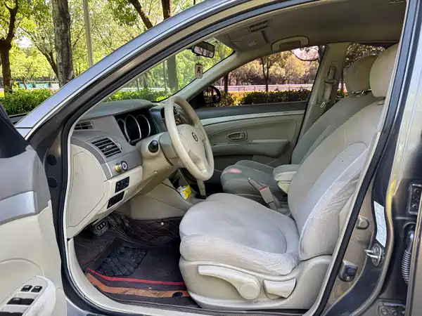 Nissan Sylphy 2015
