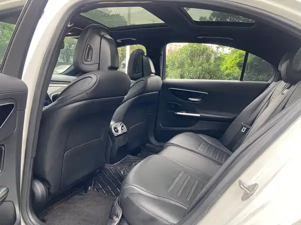 Mercedes-Benz C-Class 2022