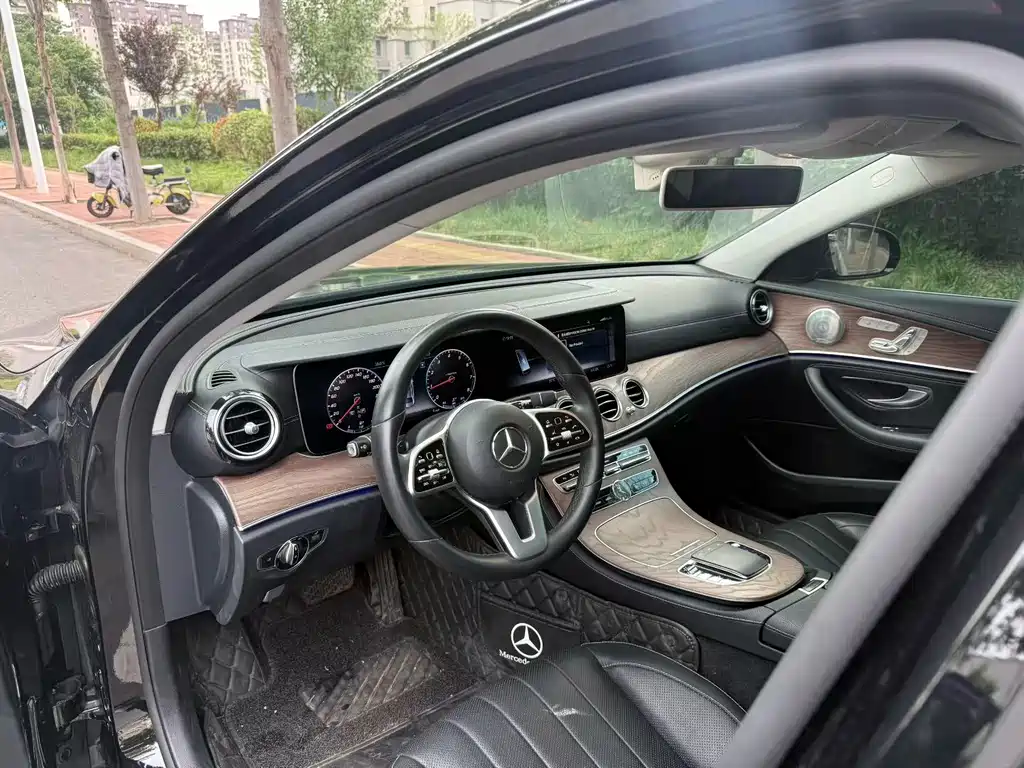 Mercedes-Benz E-Class 2020 — фото 6