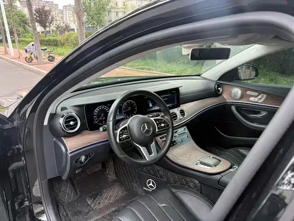 Mercedes-Benz E-Class 2020