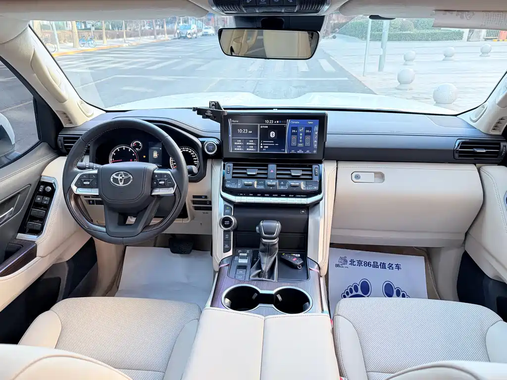 Toyota Land Cruiser 2025 — фото 7