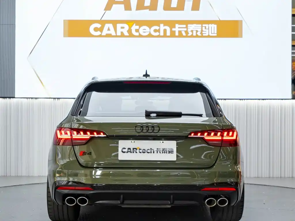 Audi S4 2023 — фото 4