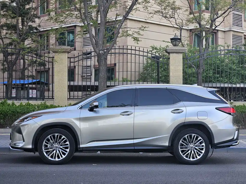 Lexus RX 2021 — фото 2