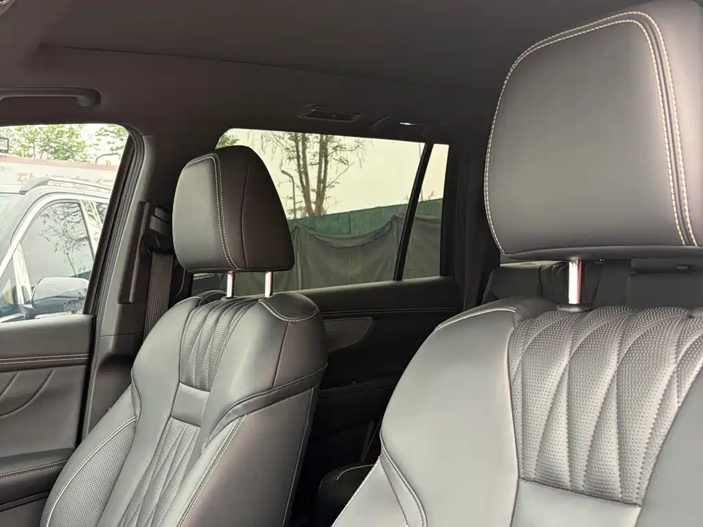 GAC Motor Trumpchi GS8 2023 — фото 11