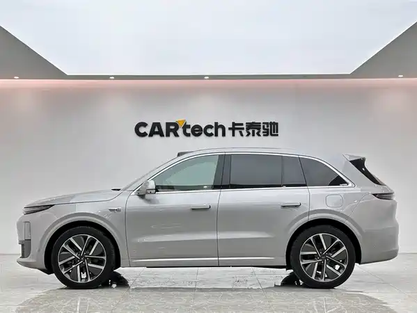 Li Auto L6 2024