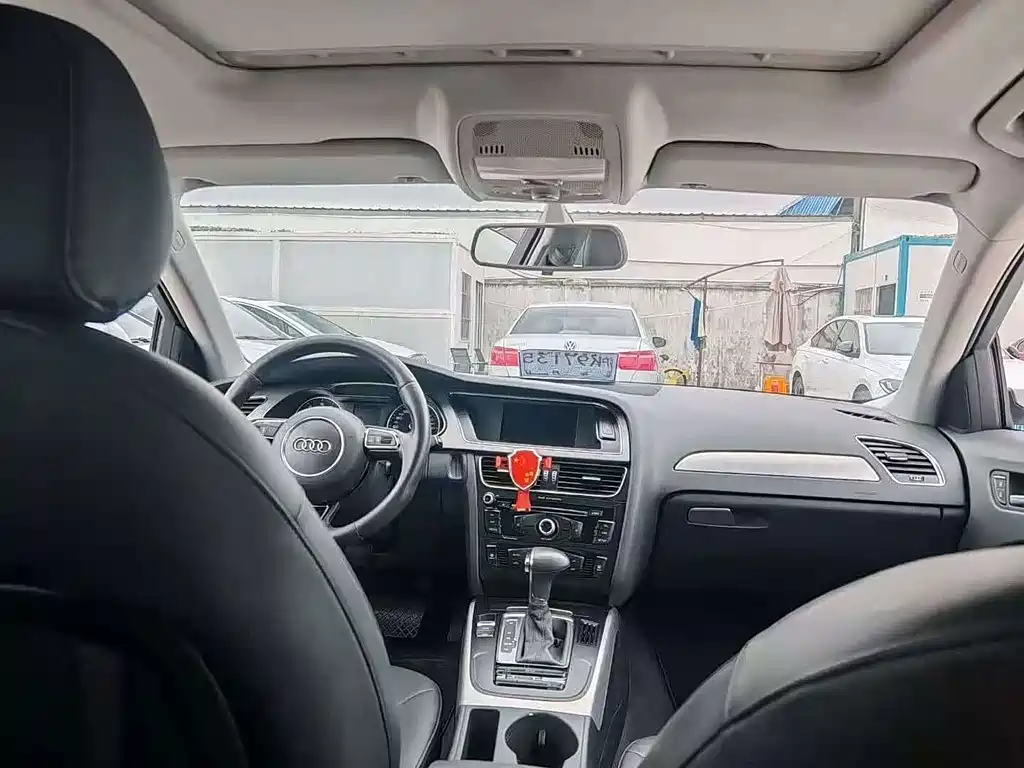 Audi A4L 2013